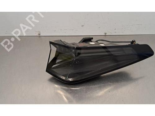 Used Right taillight Right taillight PEUGEOT 5008 III (KA_, KB_, KC_) e-210 (213 hp) 33753356 33753356