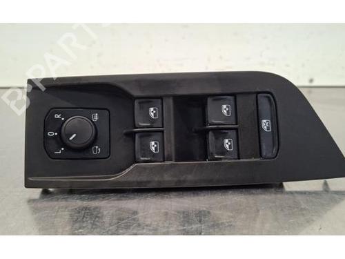 switch-skoda-octavia-iv-combi-nx5-pv5-2019-33132086 main image