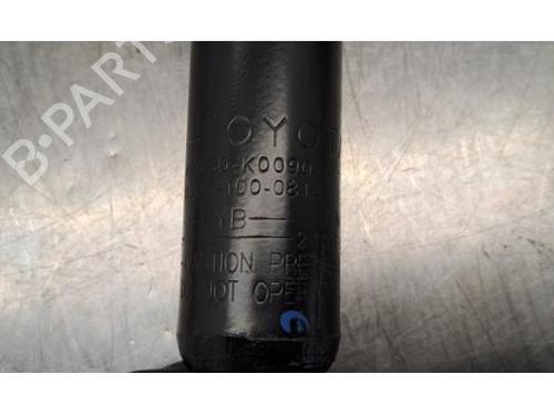 Right rear shock absorber TOYOTA YARIS (_P21_, _PA1_, _PH1_) 1.5 Hybrid (MXPH10, MXPH11) | BP27267566M19 