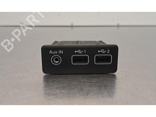 Used Electronic module Electronic module RENAULT MEGANE IV Grandtour (K9A/M/N_) 1.5 Blue dCi 115 (K9A6) (116 hp) 40240668 40240668