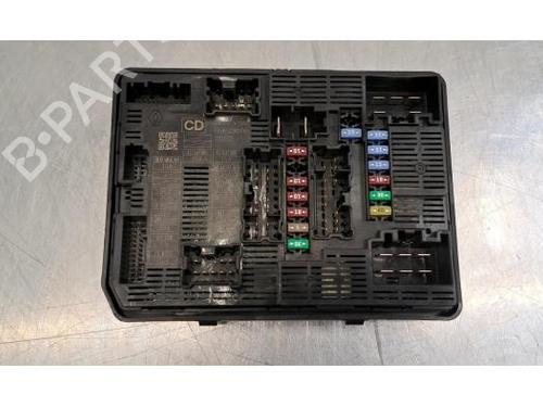 Fuse box RENAULT KANGOO III Box Body/MPV 1.3 TCe 100 (FJMA) | BP38181558E1 - Image 2