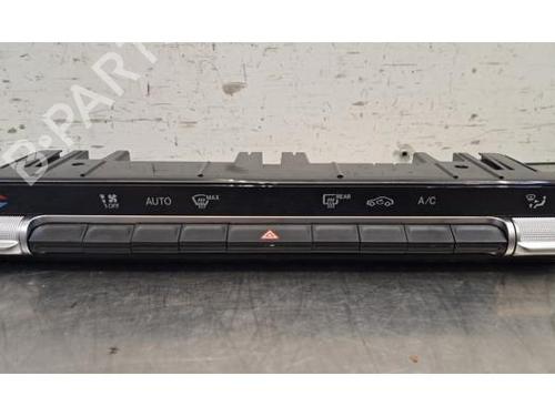 climate-control-mercedes-benz-glb-x247-2019-39153662 main image