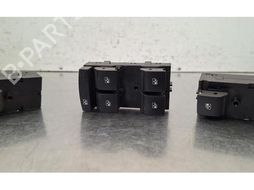 switch-opel-mokka-mokka-x-j13-2012-2013-2014-2015-2016-2017-2018-2019-40240697 main image