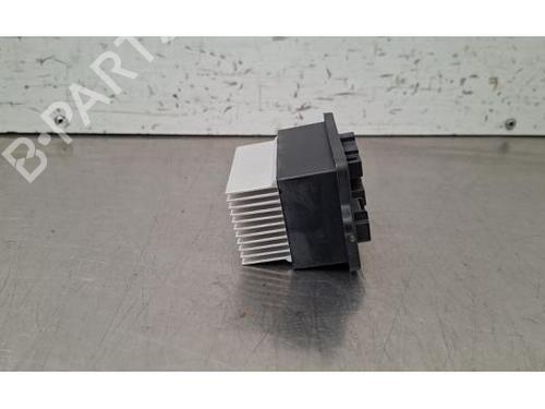 Used Heater resistor Heater resistor PEUGEOT 5008 II (MC_, MJ_, MR_, M4_) 1.2 THP (MRHNYH, MRHNYW, MRHNSJ, MRHNSU, MRHNSM) (131 hp) 39645732 39645732