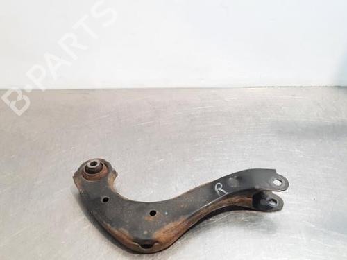 Used Right rear suspension arm TOYOTA COROLLA Estate (_E21_) 1.8 Hybrid (ZWE211) (122 hp) 18236940