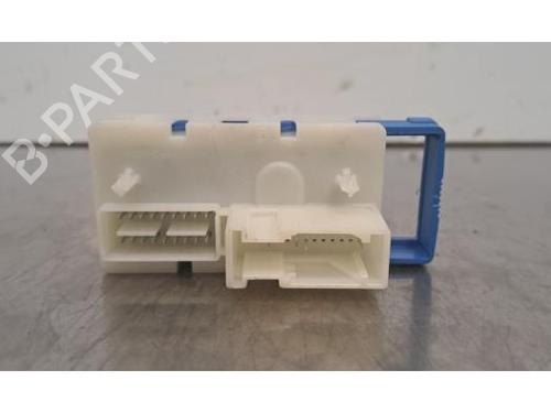 Sicherungskasten für BMW X3 (G01, F97, G08) xDrive 20 d Mild-Hybrid (190 hp) 32408236