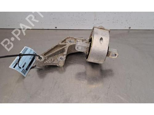 gearbox-mount-porsche-taycan-y1a-2019-34272188 main image