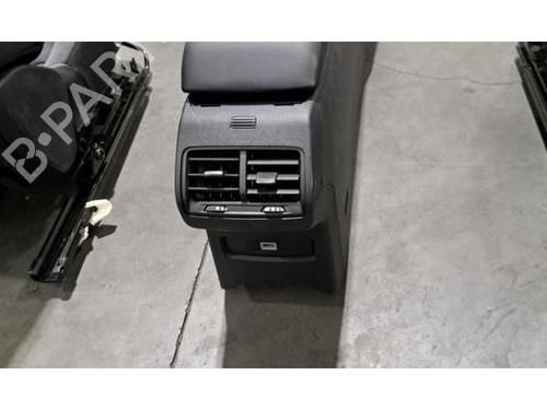 Sitze Komplett CITROËN C4 X (BD_, BE_, BF_) 1.2 PureTech 100 (BDHNEA) | BP30446961C78 