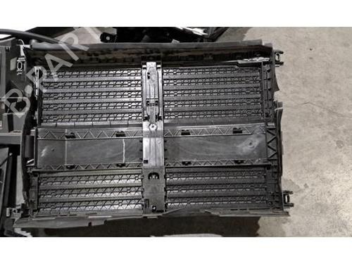 Full front PEUGEOT 308 III (FB_, FH_, FP_, F3_, FM_) e-308 (FMZKWZ) | BP29642932S1 