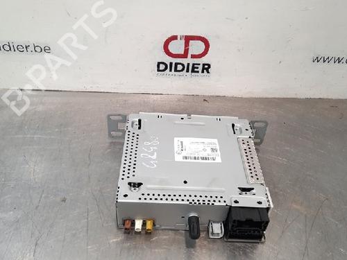 Used Radio RENAULT CLIO IV Grandtour (KH_) 0.9 TCe 90 (90 hp) 15022407