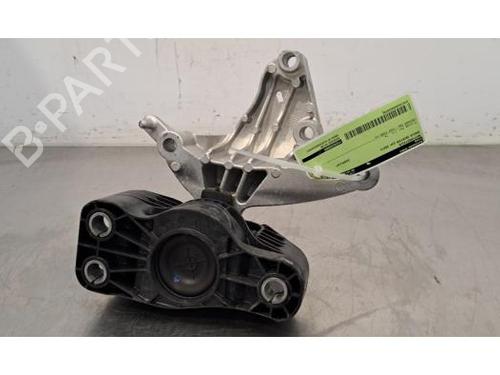 Used Engine mount DACIA DUSTER (HM_) 1.3 TCe 130 4x4 (HMMF) (131 hp) 30138924