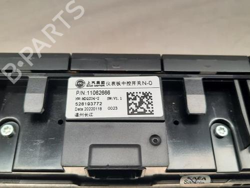 Switch MG MG 4 (EH32) EV XPOWER All-wheel Drive | BP23615887I30 