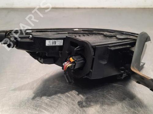Right taillight PEUGEOT 308 III (FB_, FH_, FP_, F3_, FM_) PureTech 110 (FPHNPL) | BP19649916C35 