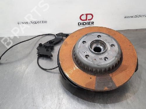 Used Right rear steering knuckle MERCEDES-BENZ C-CLASS (W205) C 180 BlueTEC / d (205.036) (116 hp) 10888439