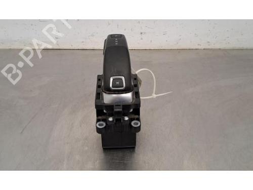 Used Gear lever PEUGEOT 2008 II (UD_, US_, UY_, UJ_, UR_, UC_) 1.5 BlueHDI 130 (131 hp) 29701115