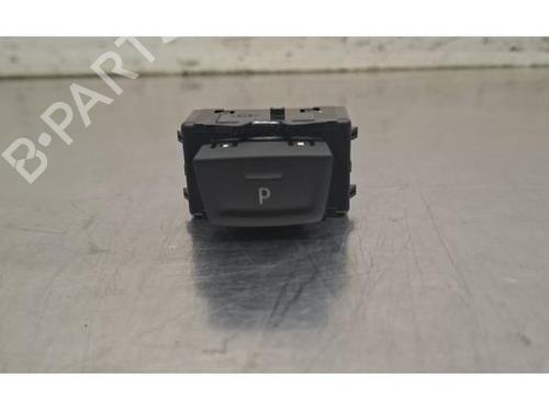 switch-mitsubishi-asx-vsx_-vse_-2023-40614617 main image