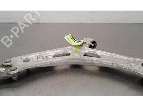 Venstre fortil bærearm PEUGEOT 308 III (FB_, FH_, FP_, F3_, FM_) PureTech 130 (FPHNSL, FPHNST) (131 hp) 27244668