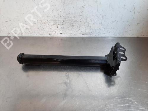 Used Support PEUGEOT 308 III (FB_, FH_, FP_, F3_, FM_) PureTech 130 (FPHNSL, FPHNST) (131 hp) 28613495