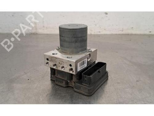 Used ABS pump VOLVO XC40 (536) T2 (129 hp) 24600392