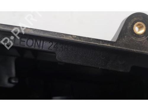 Fuse box RENAULT MASTER III Van (FV) 2.3 dCi 150 FWD (FV0F, FV03, FV09) | BP37674670E1 - Image 3