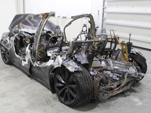 Rør TESLA MODEL X (5YJX) EV AWD | BP19632832M125 