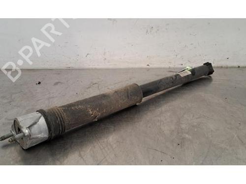 Used Right rear shock absorber MERCEDES-BENZ A-CLASS (W177) A 200 Mild-Hybrid (177.087) (163 hp) 24195409
