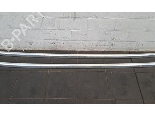 Used Roof bar PEUGEOT 5008 II (MC_, MJ_, MR_, M4_) 1.5 BlueHDi 130 (MCYHZJ, MCYHZR, MCYHZX) (131 hp) 29389148