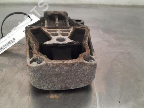 Gearbox mount MERCEDES-BENZ CLA Coupe (C117) CLA 180 CDI / d (117.312) | BP23615652M88 