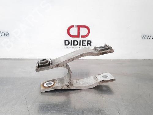 Used Engine mount VOLVO XC60 II (246) D4 (163 hp) 15020851