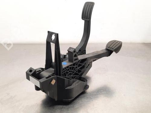 Pedal PEUGEOT 308 II (LB_, LP_, LW_, LH_, L3_) 1.5 BlueHDI 100 | BP23587314I4 