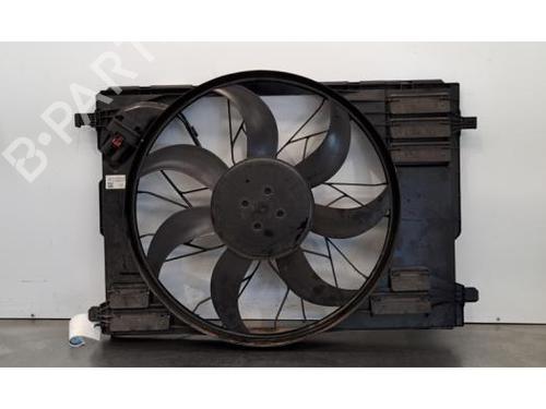 Used Radiator fan Radiator fan MERCEDES-BENZ GLA (H247) GLA 200 (247.787) (163 hp) 33477021 33477021