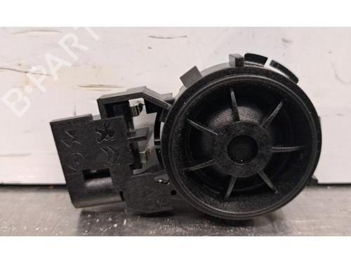 Used Speaker PEUGEOT 308 III (FB_, FH_, FP_, F3_, FM_) BlueHDi 130 (FBYHZL, FBYHZT) (131 hp) 32633046