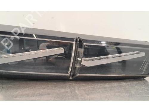 Used Right taillight PEUGEOT 308 III (FB_, FH_, FP_, F3_, FM_) PureTech 130 (FPHNSL, FPHNST) (131 hp) 26968120