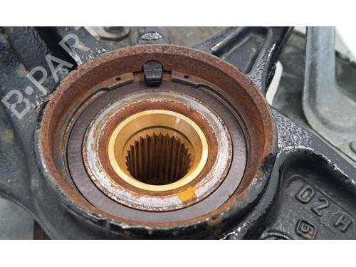 Right front steering knuckle PEUGEOT 3008 II SUV (MC_, MR_, MJ_, M4_) 1.5 BlueHDi 130 | BP28014046M26 