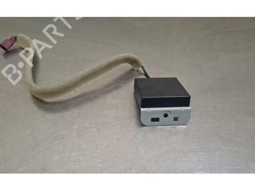 Used Electronic module Electronic module RENAULT ARKANA I (LCM_, LDN_) 1.3 TCe 160 (LDN1) (158 hp) 40284848 40284848