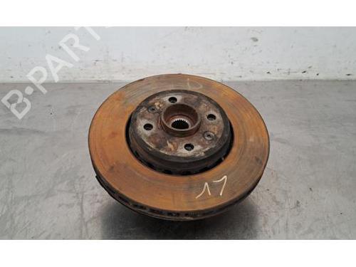 Used Right front steering knuckle RENAULT CLIO V (B7_) 1.5 Blue dCi 100 (B7AD) (101 hp) 24871120