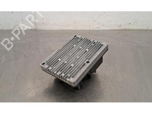 Used Ignition distributor LAND ROVER RANGE ROVER SPORT II (L494) 3.0 SDV6 4x4 (306 hp) 24511745