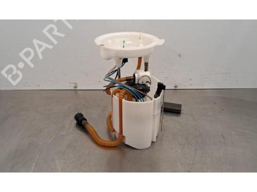 Used Fuel pump Fuel pump BMW X1 (F48) sDrive 18 i (136 hp) 33612626 33612626