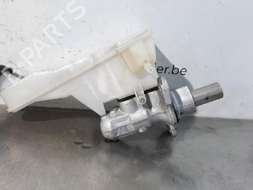 Brake master cylinder MERCEDES-BENZ CLA Shooting Brake (X117) CLA 180 (117.942) | BP10880902M77