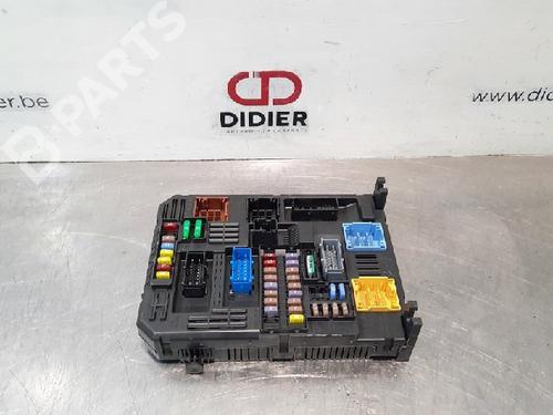 Used Fuse box Fuse box OPEL MOKKA MOKKA-e (76) (136 hp) 10891881 10891881