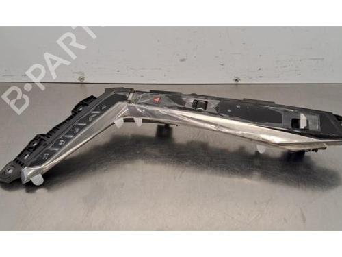 Used Switch Switch PEUGEOT 3008 III (KA_, KB_, KC_) e-210 (KCZKZX) (213 hp) 33753284 33753284