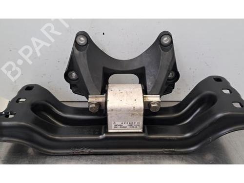 Used Gearbox mount Gearbox mount MERCEDES-BENZ C-CLASS (W205) C 220 d (205.014) (194 hp) 34105378 34105378