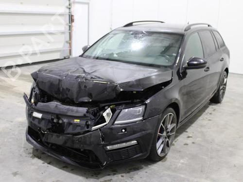 Brugte SKODA OCTAVIA III Combi (5E5, 5E6)  2.0 TSI RS  4490728