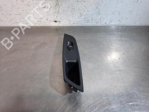 Used Switch NISSAN MICRA V (K14) 1.0 IG-T (92 hp) 23622909