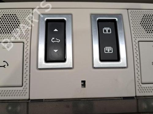 Interior roof light JAGUAR F-PACE (X761) 2.0 TD4 AWD | BP23599214I8 
