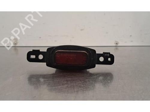 rear-fog-light-citroen-c3-iv-cc_-cb_-2024-32431341 main image