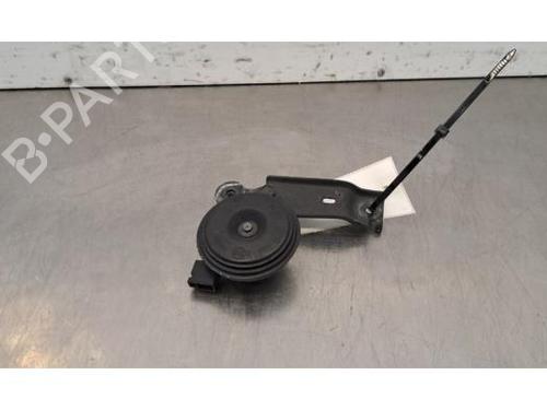 Used Horn TOYOTA YARIS (_P21_, _PA1_, _PH1_) 1.5 Hybrid (MXPH10, MXPH11) (116 hp) 30806823