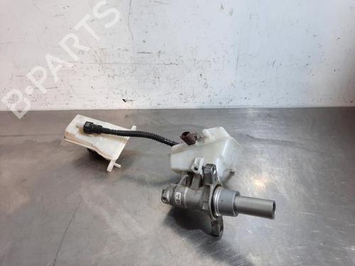 Brake master cylinder PEUGEOT 308 SW II (LC_, LJ_, LR_, LX_, L4_) 1.6 BlueHDi 100 | BP23590983M77 
