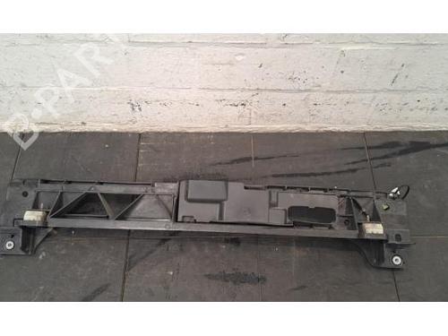 Used Hood lock PEUGEOT 3008 II SUV (MC_, MR_, MJ_, M4_) 1.5 BlueHDi 130 (131 hp) 28014118