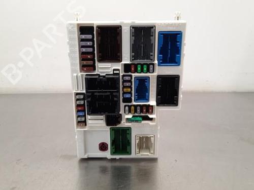 Used Fuse box PEUGEOT 308 SW III (FC_, FJ_, FR_, F4_, FN_) BlueHDi 130 (FCYHZL, FCYHZT) (131 hp) 17115260
